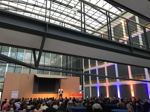 Alexander Groth spricht vor Ehrenamtlichen 1